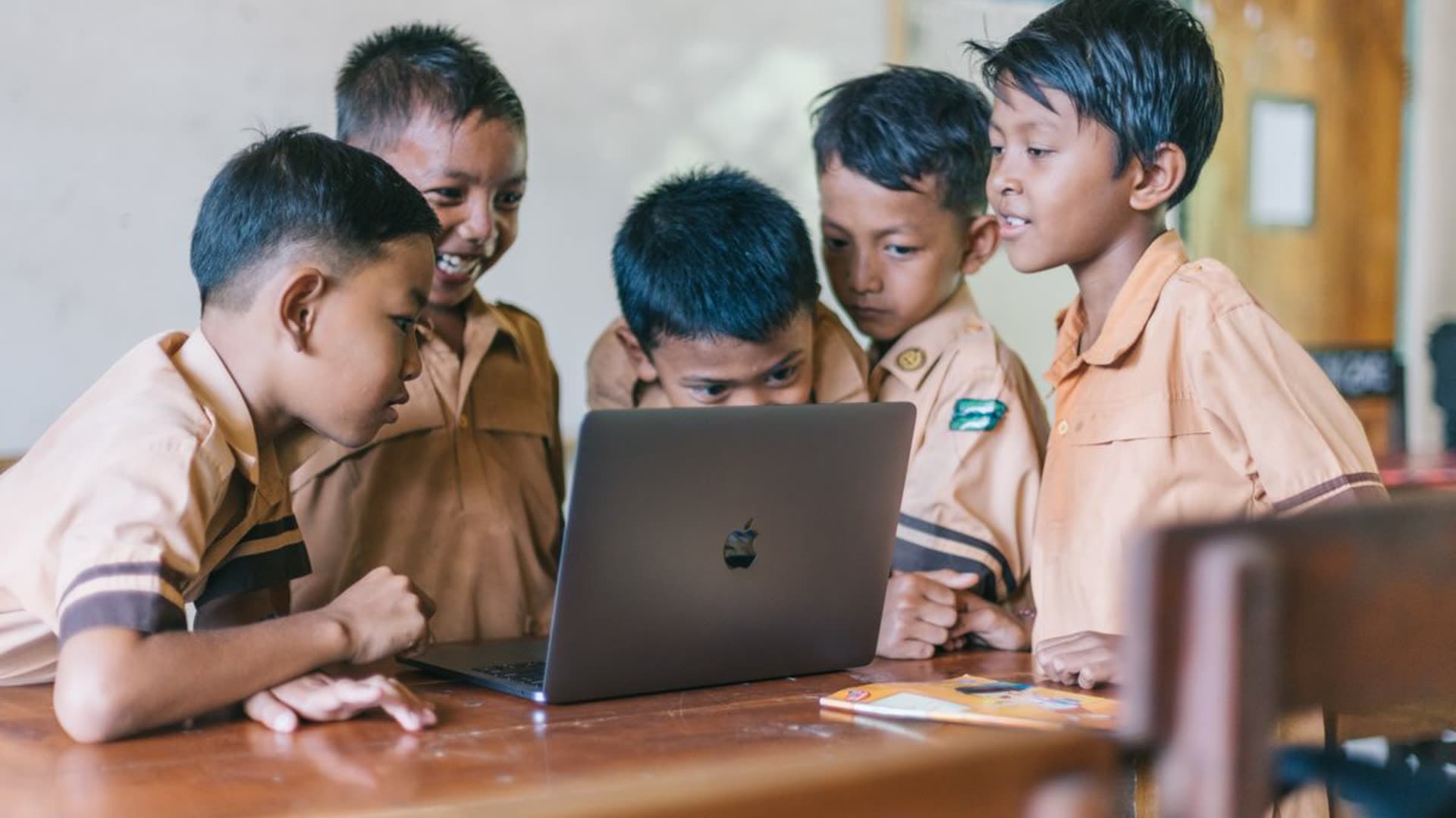 Selamat Datang di SMK Uji MSDJIHOT